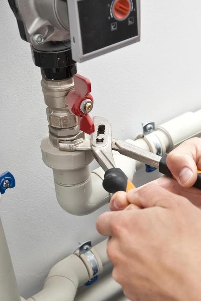 Equipo experto en fontanería